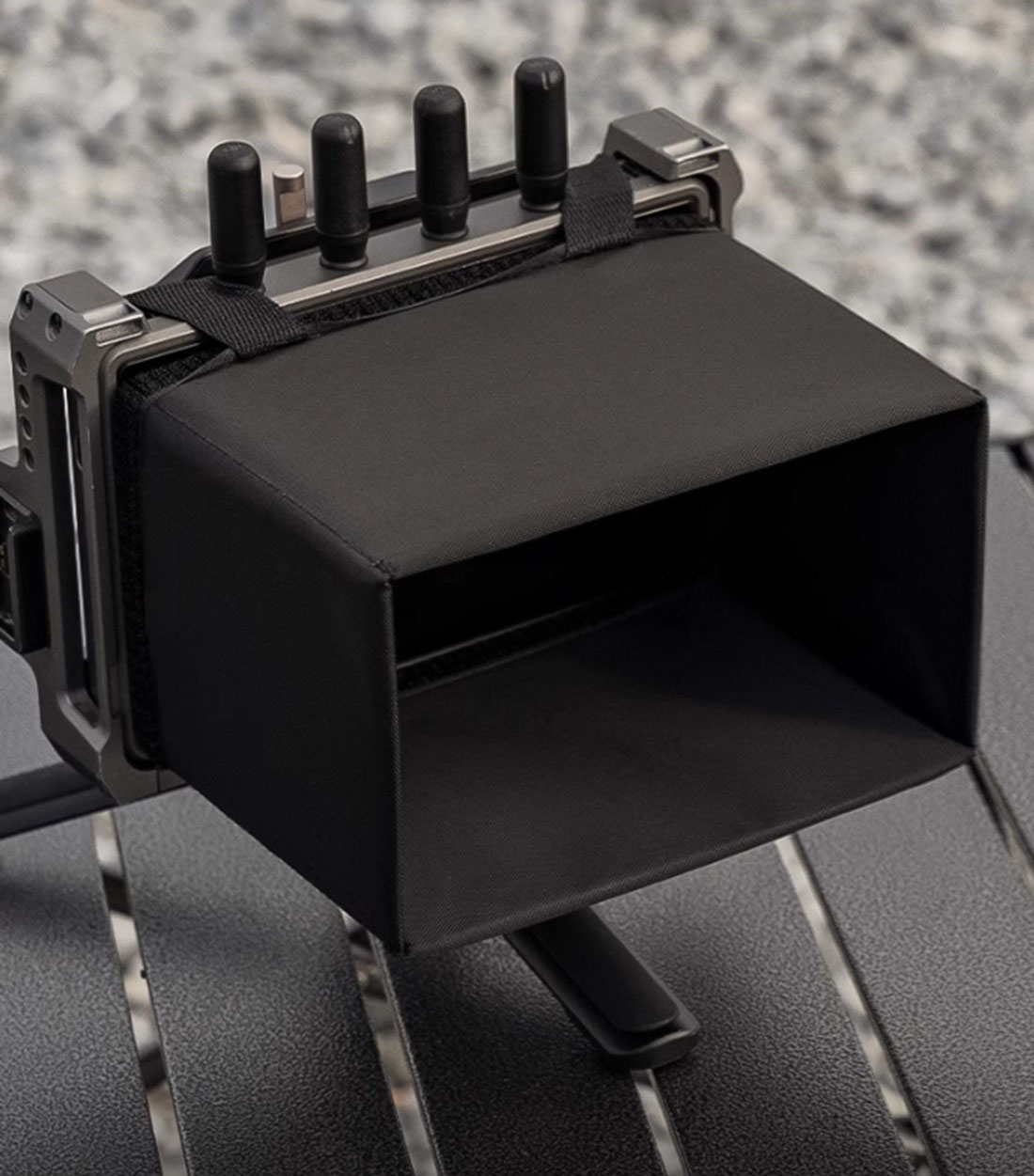 5.65 بوصة 7 بوصة 9 بوصة شاشة L - مراجعة Photography Lighting Spotlight وسعره
